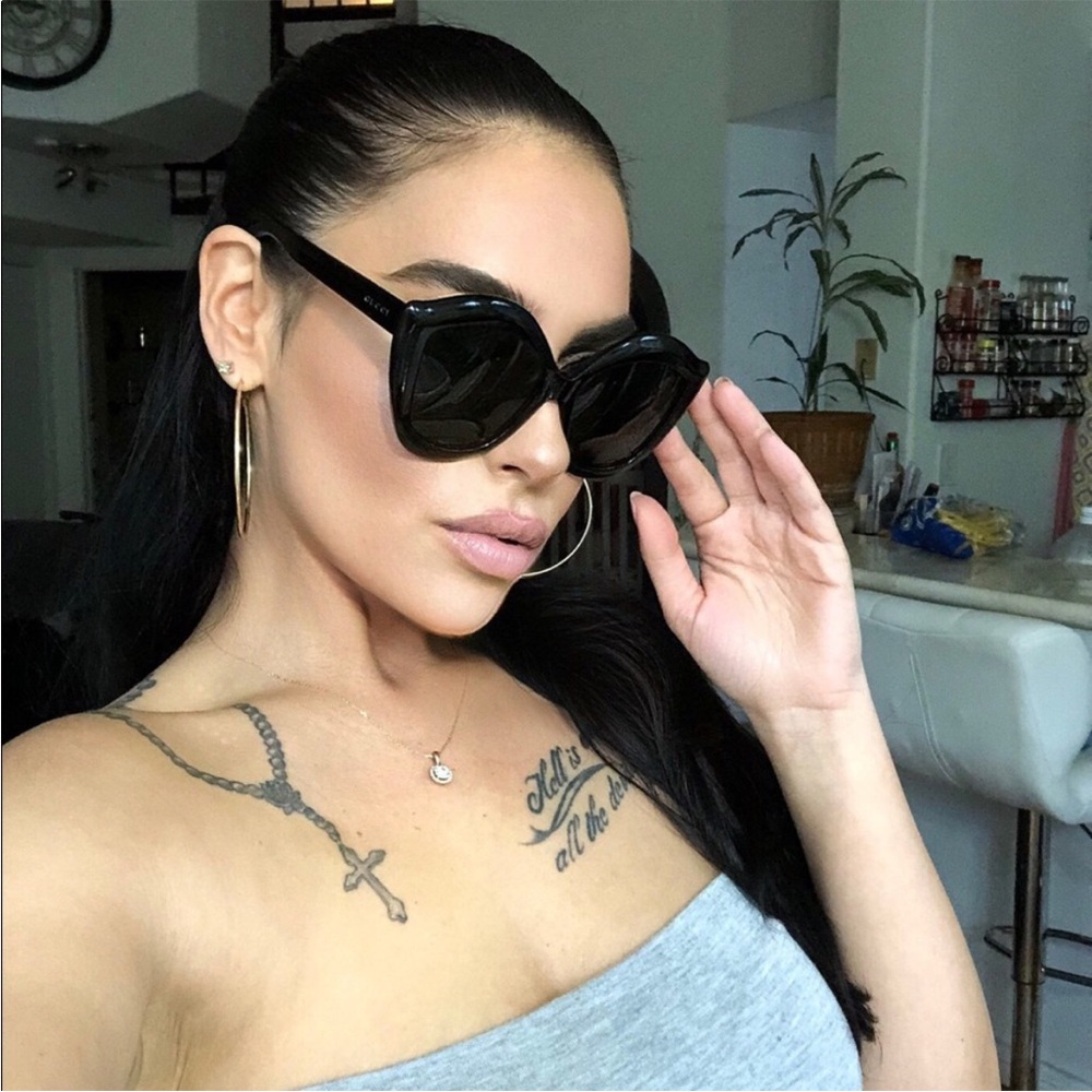 Gucci black sunglasses